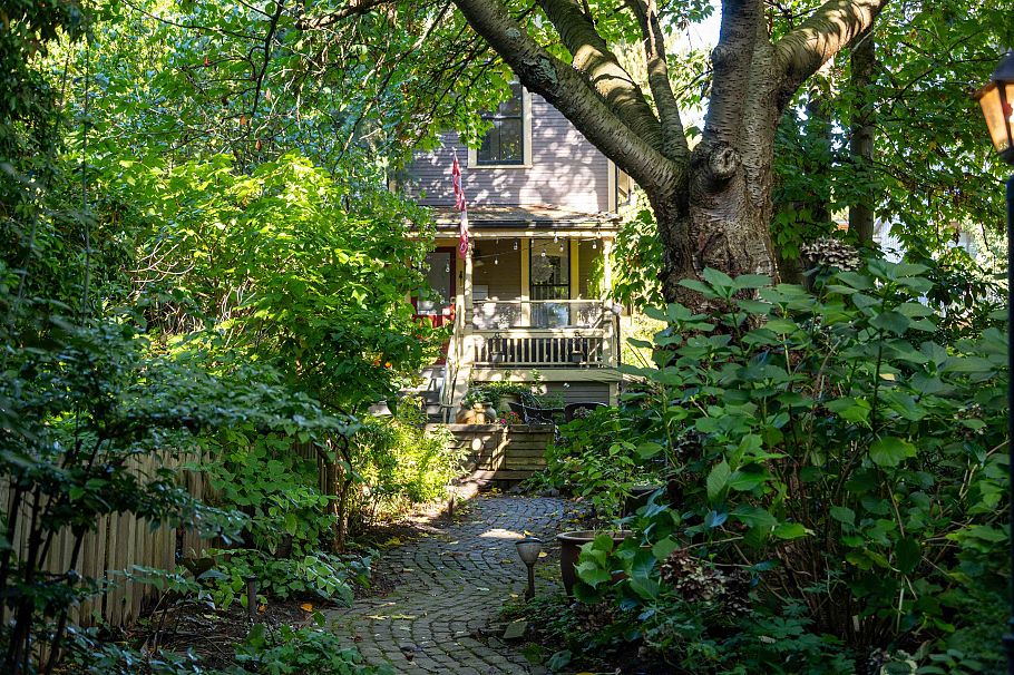 1119 Pendrell Street Vancouver, BC - 4