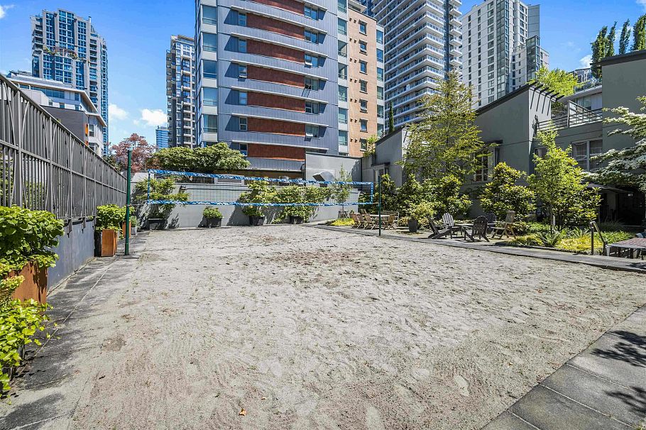 610 438 SEYMOUR STREET, Vancouver BC V6Z 2X6 Vancouver, BC - 3