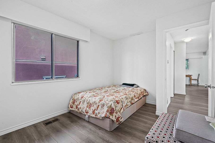 7656 Main Street Vancouver, BC - 16