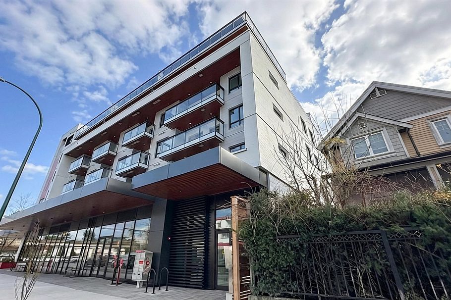 204 1680 E 12th Avenue Vancouver, BC - 2