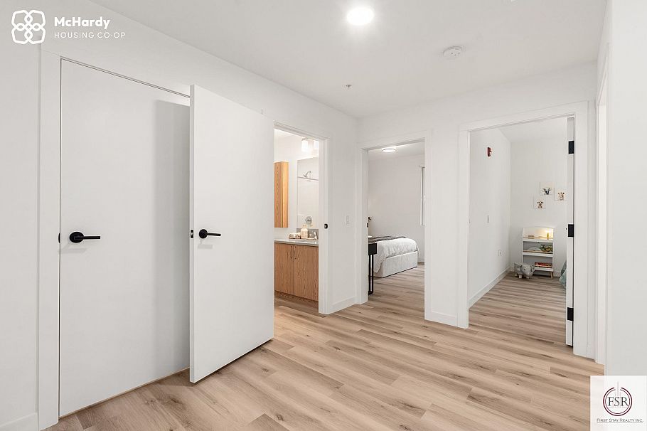 5085 MCHARDY STREET, Vancouver BC V5R 0L7 Vancouver, BC - 10