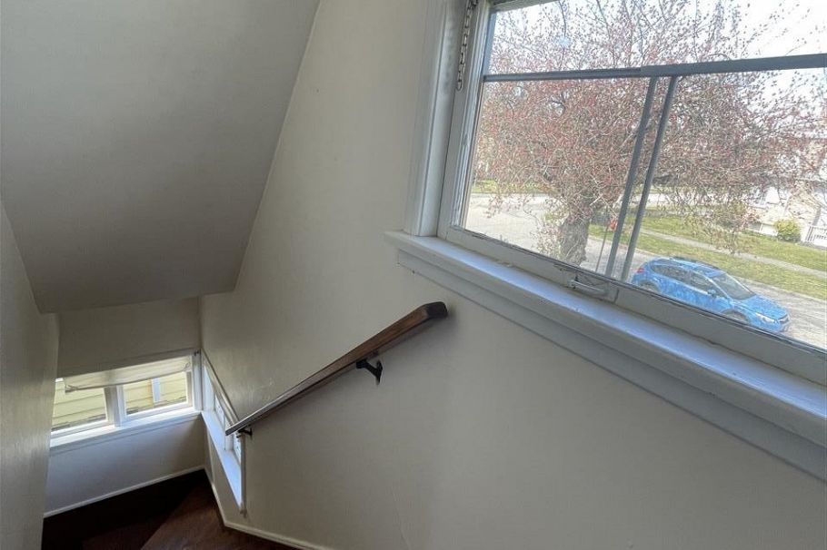 88 W 48th Avenue Vancouver, BC - 8