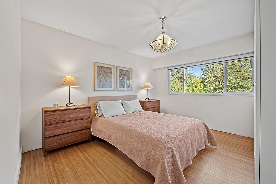 2624 E 1st Avenue Vancouver, BC - 16