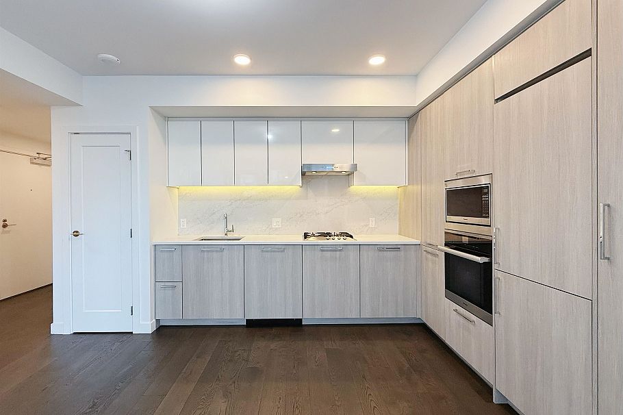 609 3200 Corvette Way Richmond, BC - 6