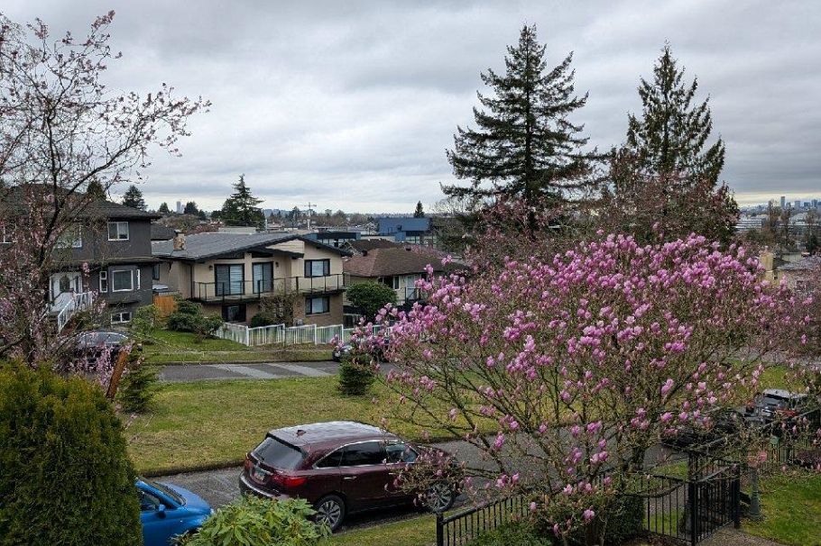 49 Malta Place Vancouver, BC - 2