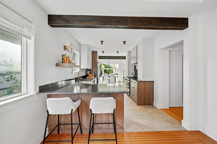 2624 E 1st Avenue Vancouver, BC - 11