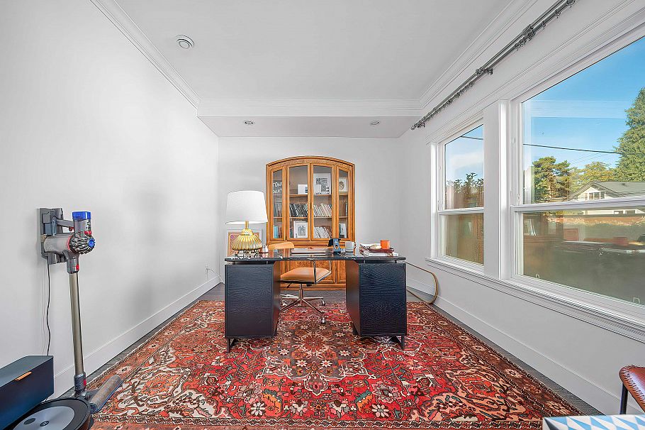 3765 W 3rd Avenue Vancouver, BC - 16