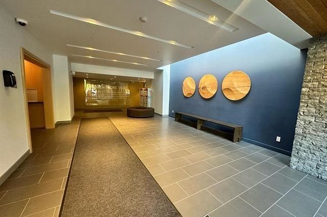 414 221 E 3rd Street North Vancouver, BC - 5