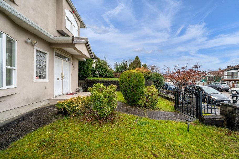 3632 E 28th Avenue Vancouver, BC - 31