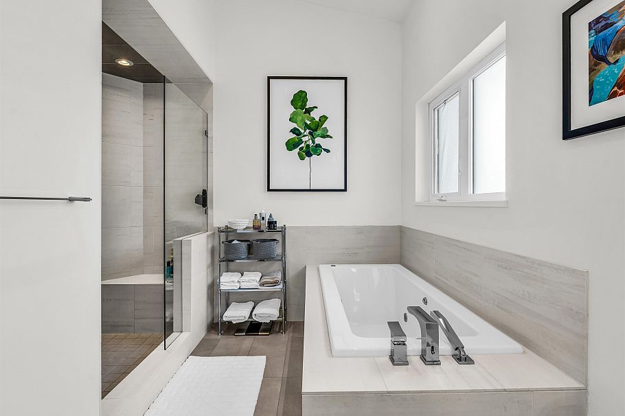 132 W 22nd Avenue Vancouver, BC - 18