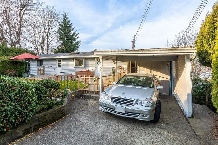 2709 Wall Street Vancouver, BC - 7