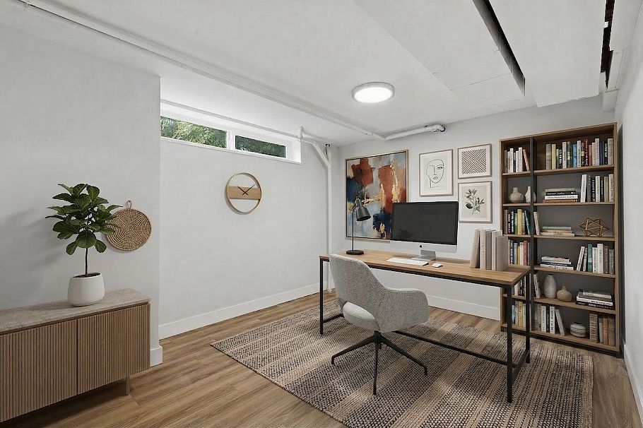 2329 Mountain Highway North Vancouver, BC - 27