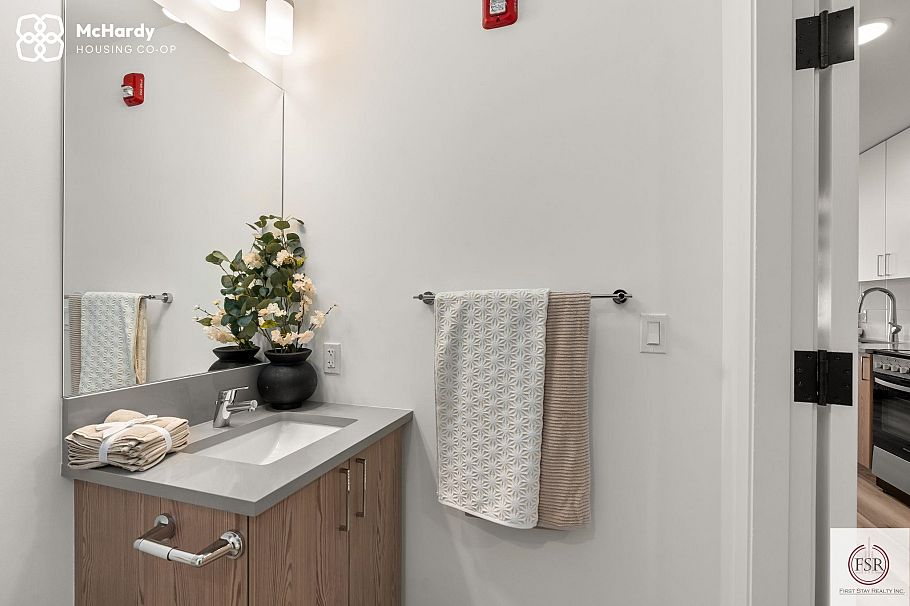 5085 MCHARDY STREET, Vancouver BC V5R 0L7 Vancouver, BC - 23