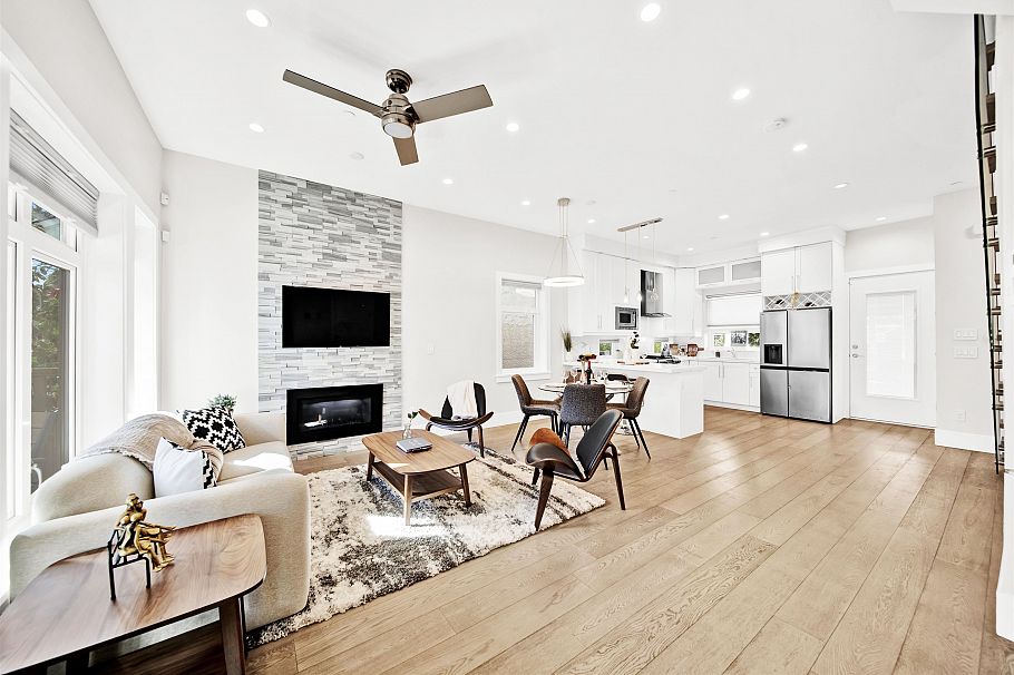 945 E 20th Avenue Vancouver, BC - 5