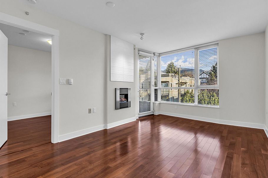 506 160 W 3rd Street North Vancouver, BC - 3