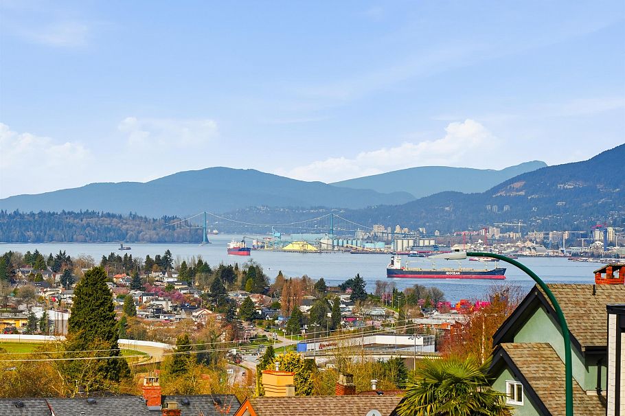 3690 Dundas Street Vancouver, BC - 28