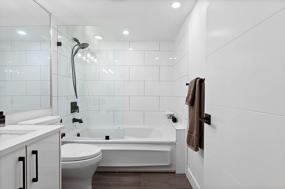 301 789 Jervis Street Vancouver, BC - 28