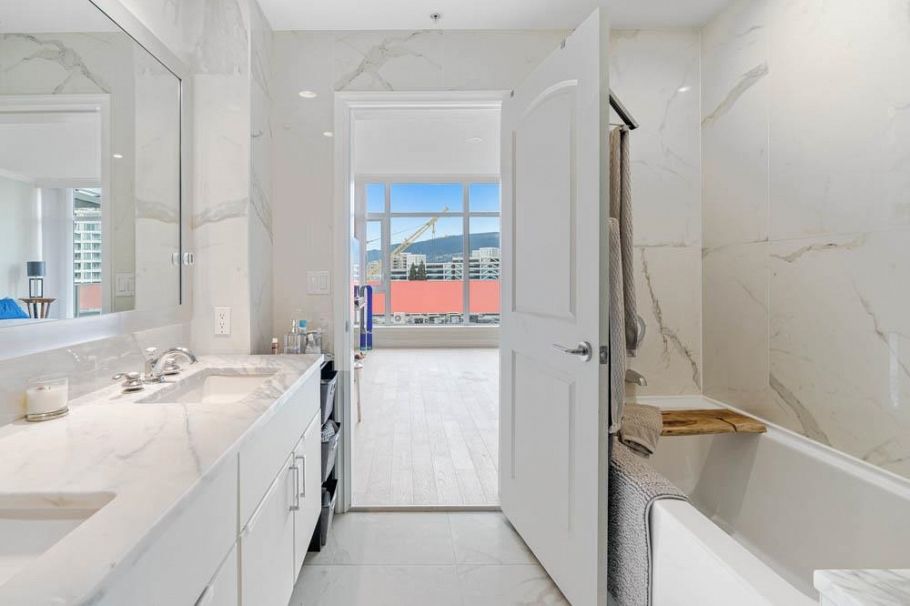 xxxx 175 VICTORY SHIP WAY, North Vancouver BC V7L 0G1 North Vancouver, BC - 18