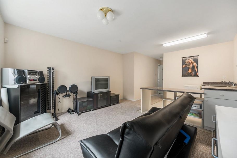 3632 E 28th Avenue Vancouver, BC - 22