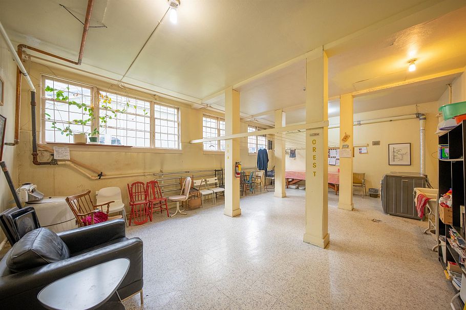 303 1565 Burnaby Street Vancouver, BC - 22