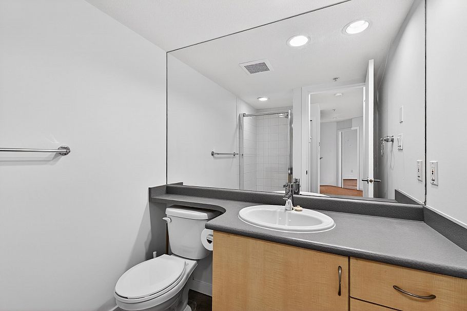 307 3161 W 4th Avenue Vancouver, BC - 17