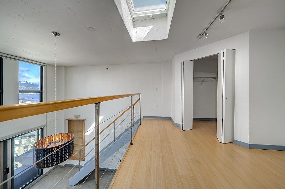 806 22 E Cordova Street Vancouver, BC - 25