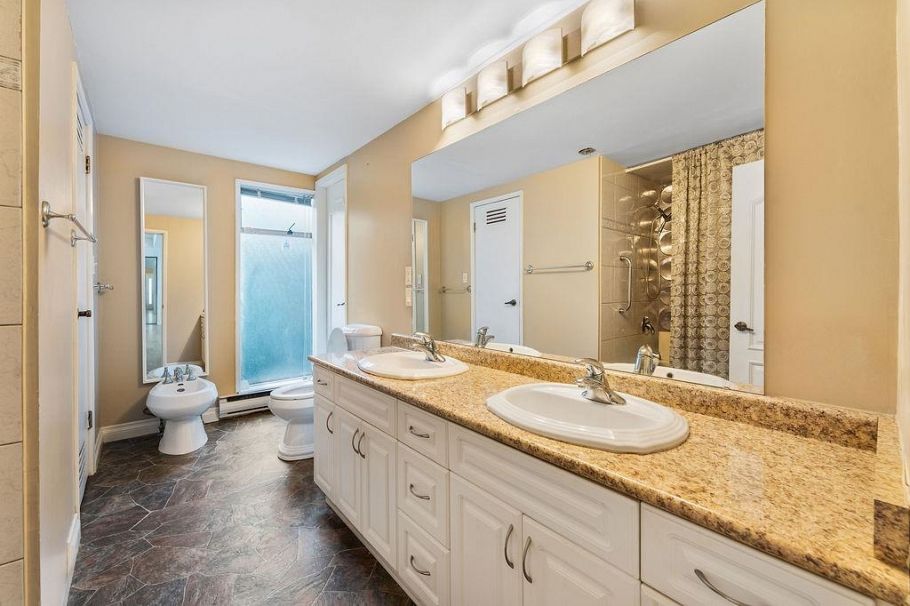 2709 Wall Street Vancouver, BC - 21