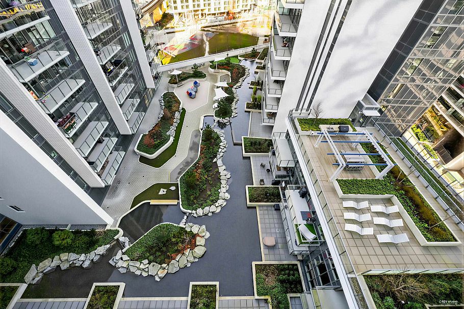 1215 8611 Hazelbridge Way Richmond, BC - 12