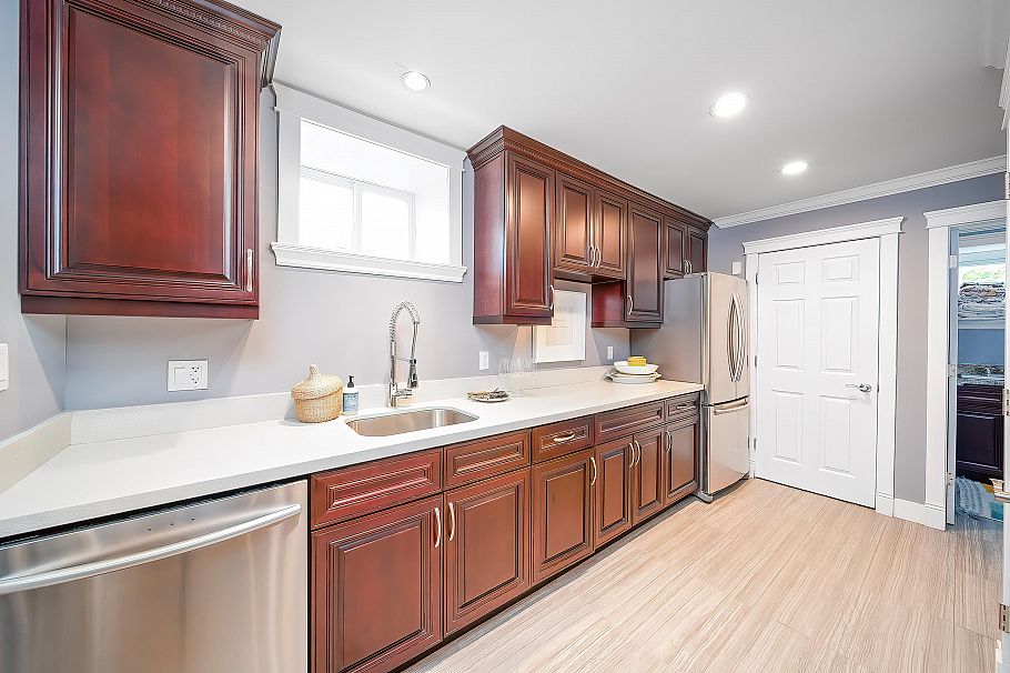 3765 W 3rd Avenue Vancouver, BC - 19