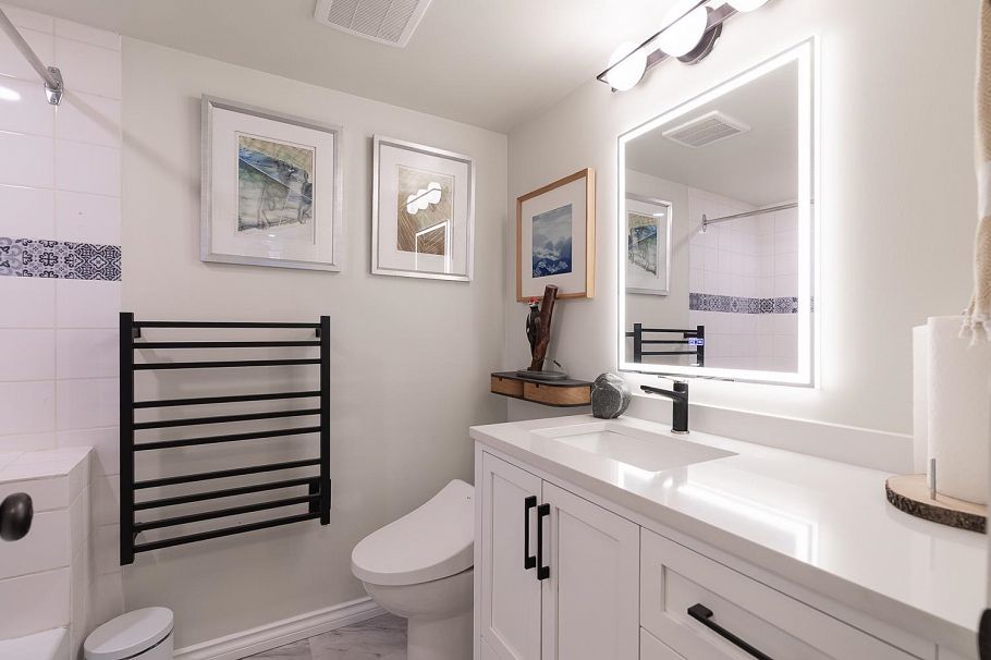 1 451 E Pender Street Vancouver, BC - 19