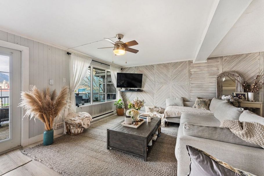 2709 Wall Street Vancouver, BC - 27