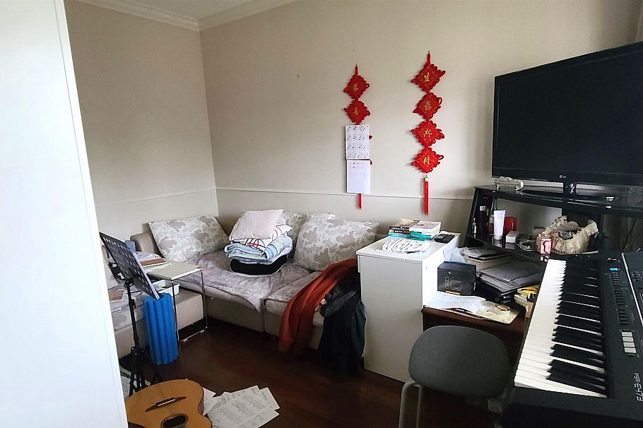 8038 Montcalm Street Vancouver, BC - 5