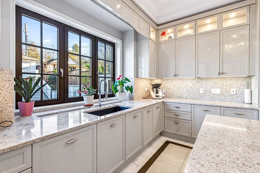 4908 Marguerite Street Vancouver, BC - 12