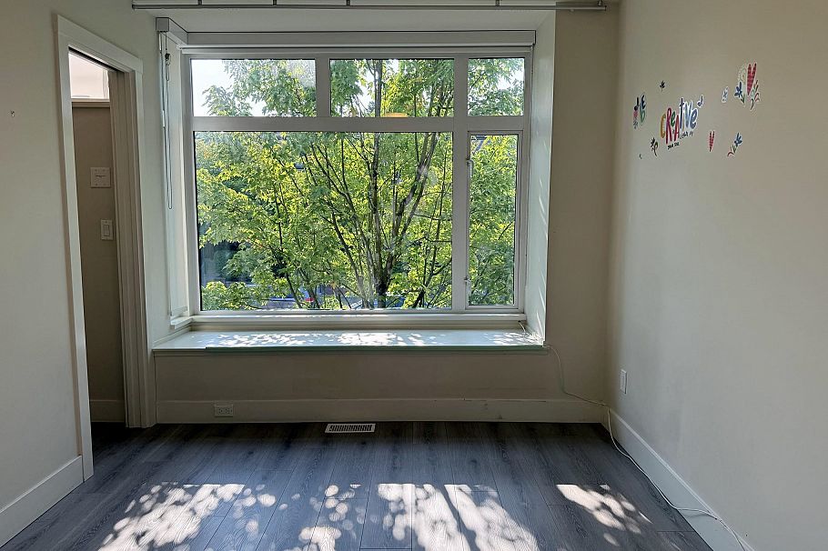 6180 Oak Street Vancouver, BC - 9