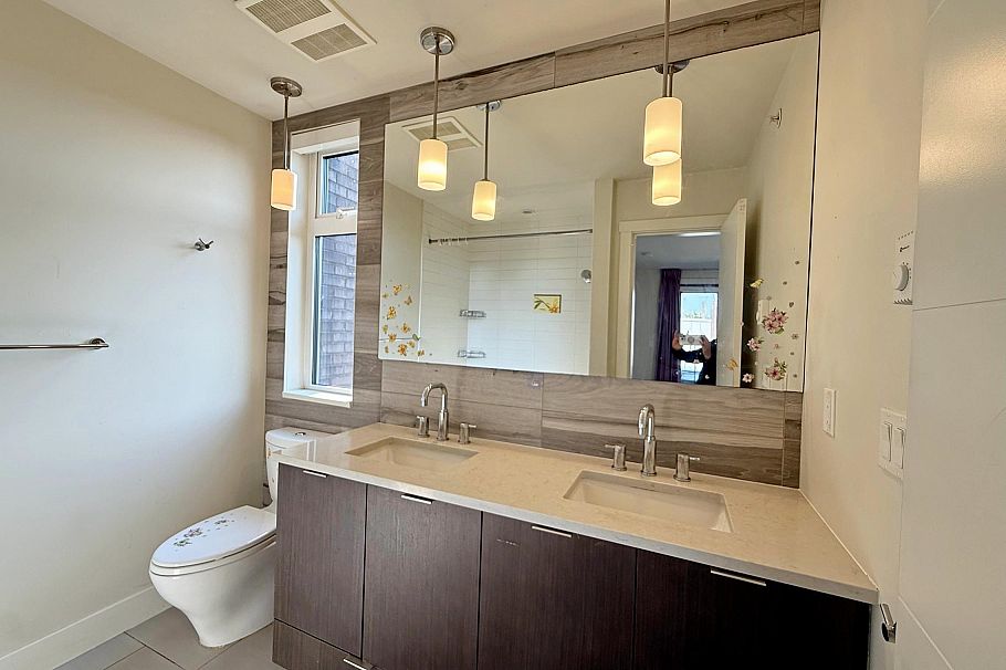 6180 Oak Street Vancouver, BC - 13