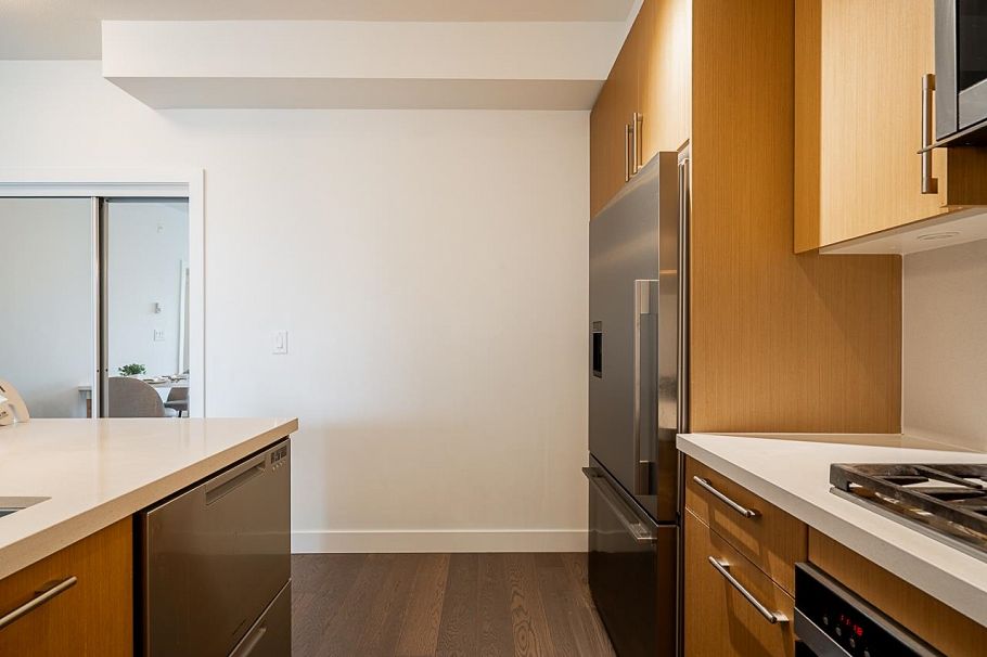 310 5325 West Boulevard Vancouver, BC - 9