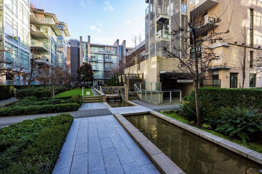 208 1616 Columbia Street Vancouver, BC - 26