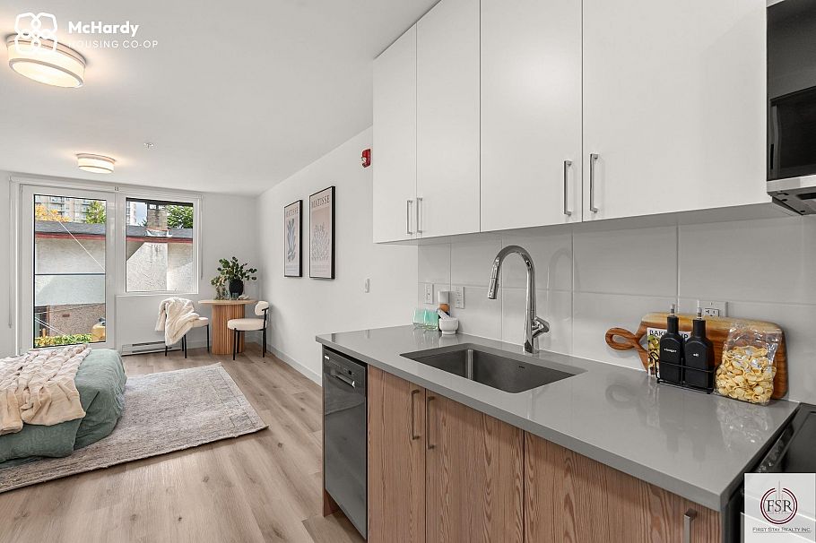 5085 MCHARDY STREET, Vancouver BC V5R 0L7 Vancouver, BC - 12