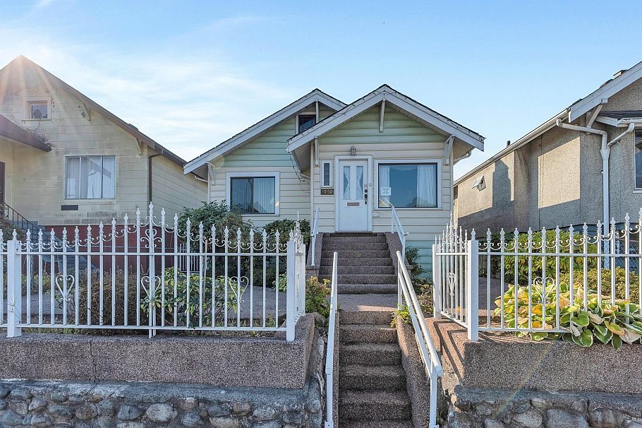 1250 E King Edward Avenue Vancouver, BC - 6