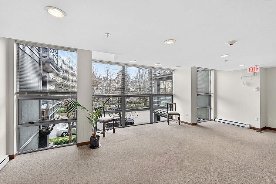 307 3161 W 4th Avenue Vancouver, BC - 24