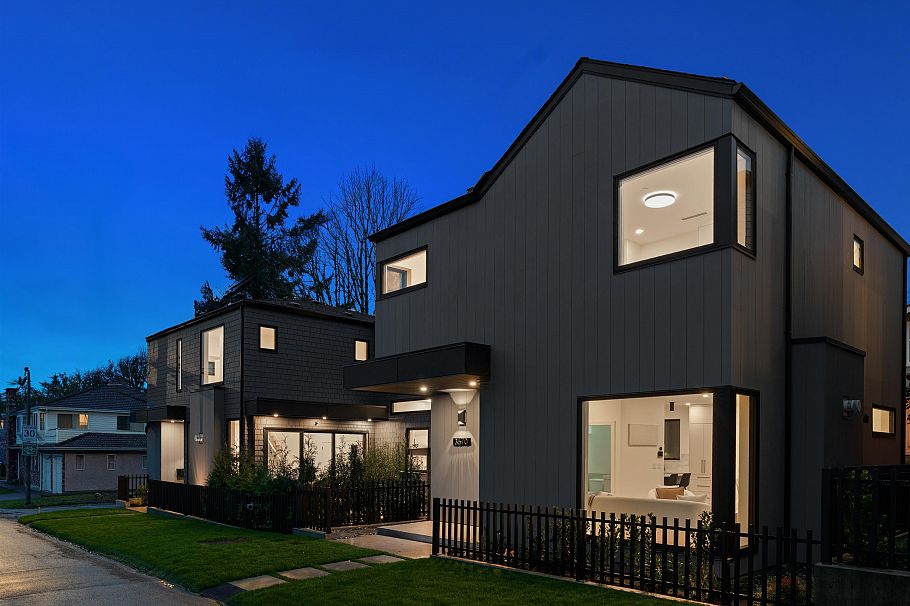 3670 Fleming Street Vancouver, BC - 1