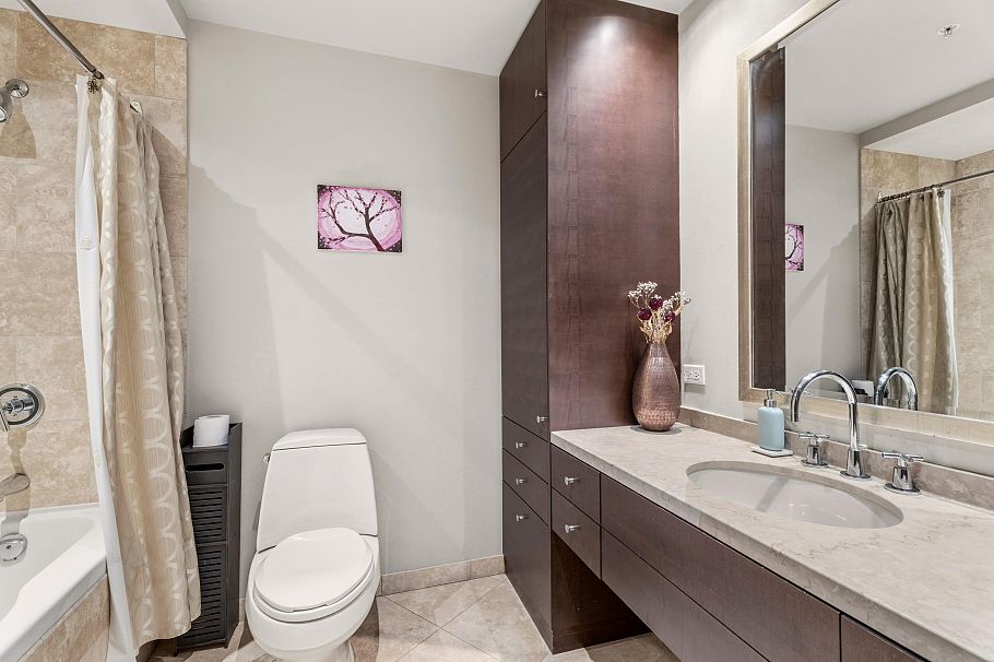 3403 938 Nelson Street Vancouver, BC - 34