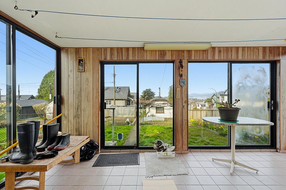 3690 Dundas Street Vancouver, BC - 20