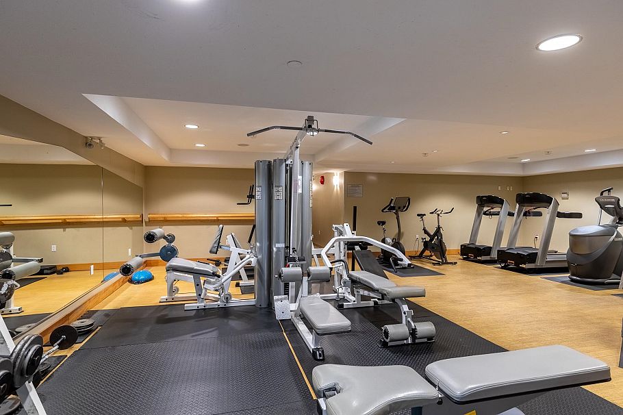 301 560 Raven Woods Drive North Vancouver, BC - 24