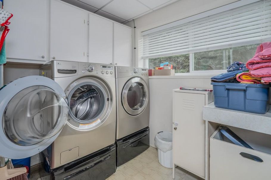 1630 Layton Drive North Vancouver, BC - 25