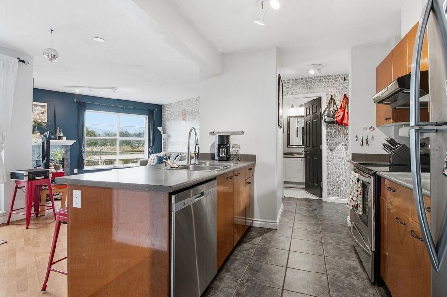 404 1688 E 8th Avenue Vancouver, BC - 13