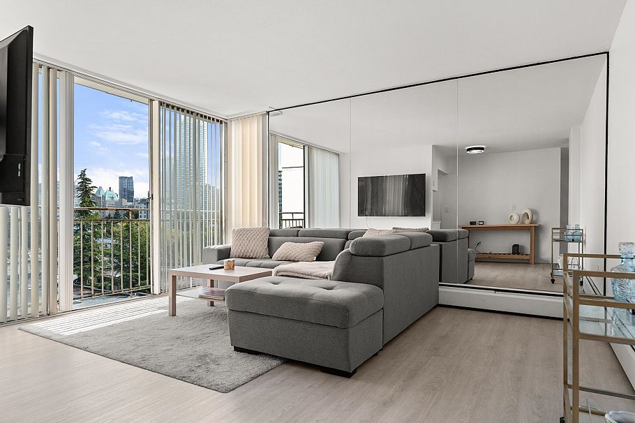 806 1250 Burnaby Street Vancouver, BC - 2