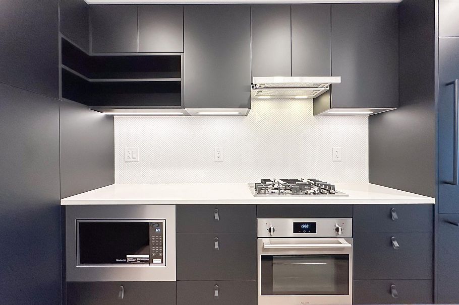 204 1680 E 12th Avenue Vancouver, BC - 9