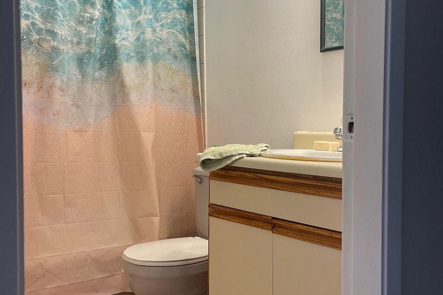 210 1050 Jervis Street Vancouver, BC - 12