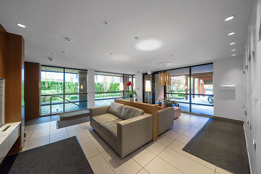 101 5981 Gray Avenue Vancouver, BC - 21